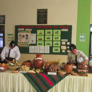 Alumnos_del__Instituto_Superior__Tecnológico_San_Pedro_de_Huancayo__