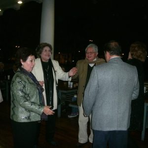 En_primer_plano_Lily_Cuadra_de_la_Casa_del_Poeta_Peruano_ente_organizador_del_evento